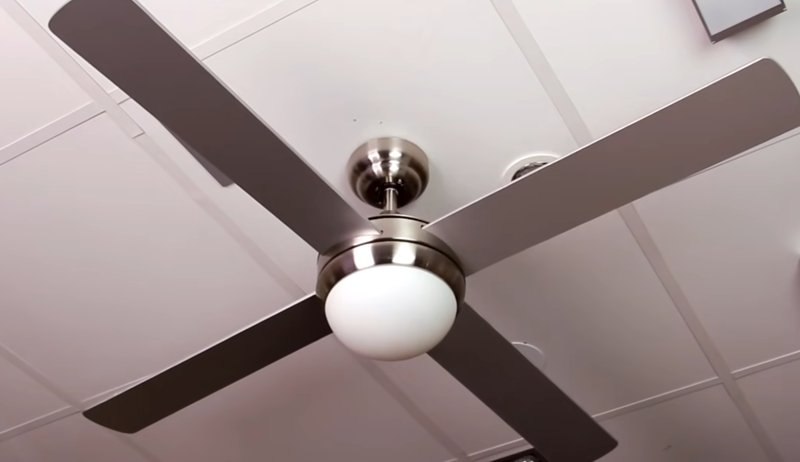 Why Is My Harbor Breeze Ceiling Fan Remote Blinking Continuously?